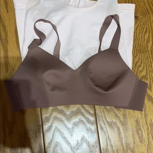 Lululemon bra 36b